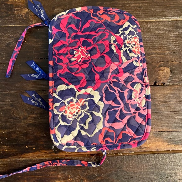 Vera Bradley Jewelry Organizer - Picture 3 of 4